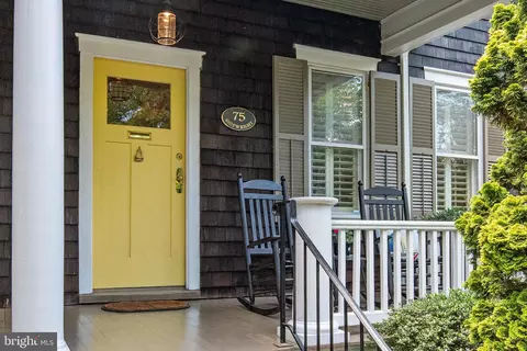 75 Shipwright St, Annapolis, MD 21401 photo 2