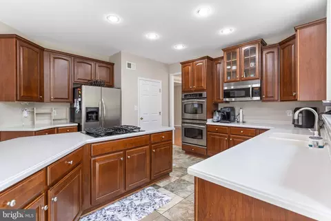 7609 Foxtrail Ct, Hanover, MD 21076 photo 21