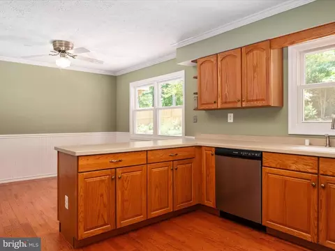 Kitchen - 7802 Elberta Dr, Severn, MD 21144 photo 2 of 4
