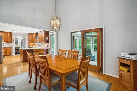 7663 Paradise Beach Rd, Pasadena, MD 21122 photo 19