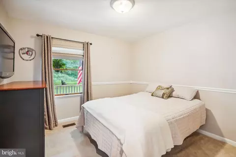 7663 Paradise Beach Rd, Pasadena, MD 21122 photo 26
