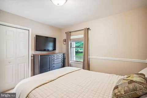 7663 Paradise Beach Rd, Pasadena, MD 21122 photo 27