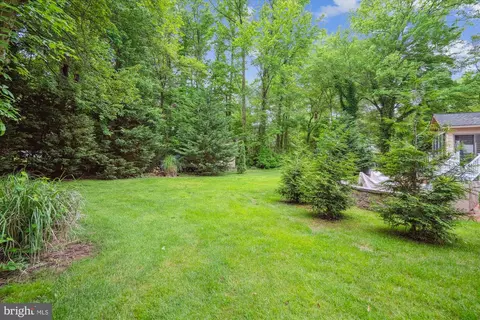 7663 Paradise Beach Rd, Pasadena, MD 21122 photo 63