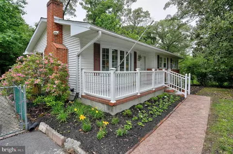 624 Cedarwood Ln, Crownsville, MD 21032