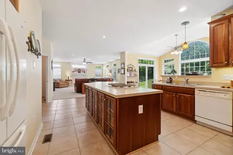 Kitchen - 1742 Maco Dr, Hanover, MD 21076 photo 5 of 5