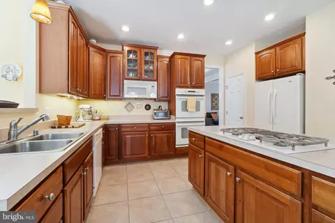 Kitchen - 1742 Maco Dr, Hanover, MD 21076 photo 2 of 5