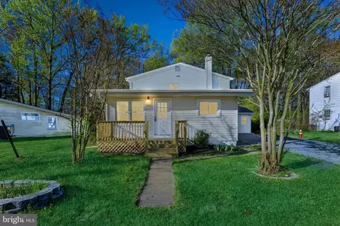 1666 Bay Ridge Rd, Edgewater, MD 21037