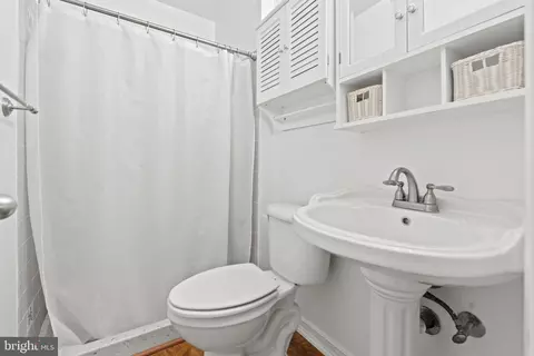 8389 Bodkin Ave, Pasadena, MD 21122 photo 27