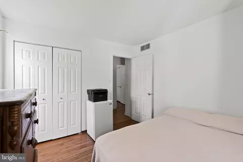 8389 Bodkin Ave, Pasadena, MD 21122 photo 25
