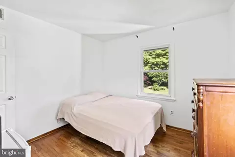 8389 Bodkin Ave, Pasadena, MD 21122 photo 26