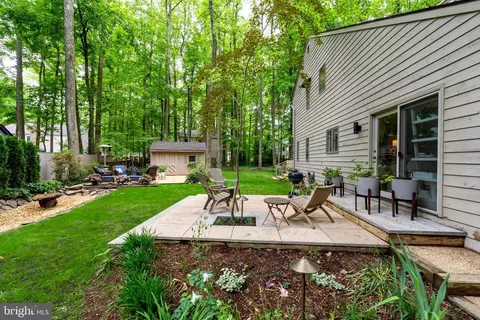 Exterior - 2976 Valley View Rd, Annapolis, MD 21401 photo 16 of 19