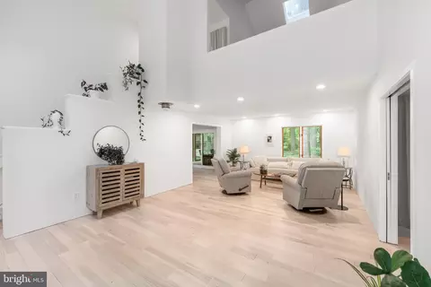 Other - 2976 Valley View Rd, Annapolis, MD 21401 photo 5 of 16