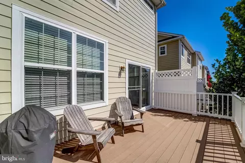 Exterior - 2558 Cherry Tree Rd, Hanover, MD 21076 photo 3 of 7