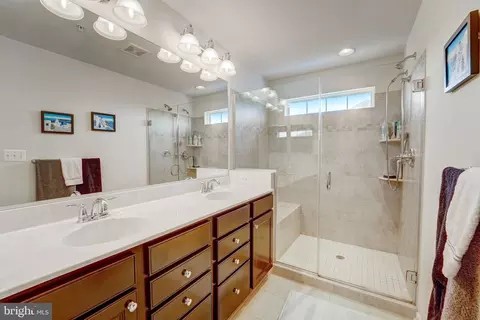 Bath - 2558 Cherry Tree Rd, Hanover, MD 21076 photo 2 of 2