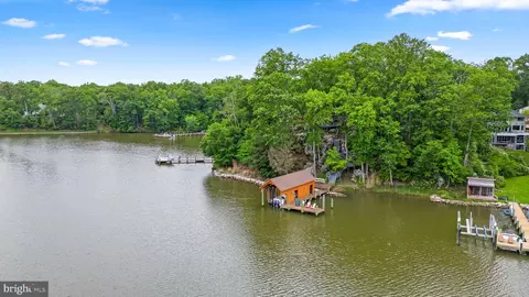 2749 Poplar Ln, Annapolis, MD 21401