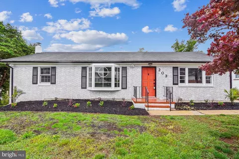203 Warfield Rd, Glen Burnie, MD 21060