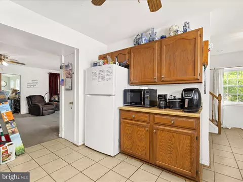 Kitchen - 7849 Greengate Way, Pasadena, MD 21122 photo 3 of 3