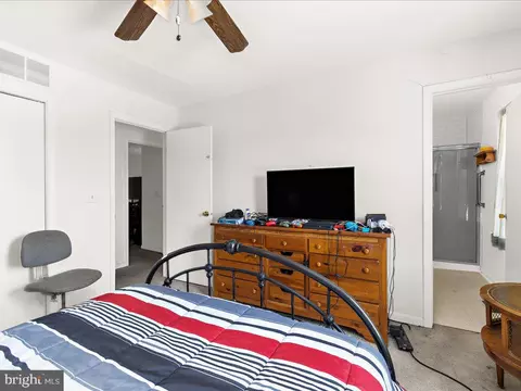 Bedroom - 7849 Greengate Way, Pasadena, MD 21122 photo 1 of 8
