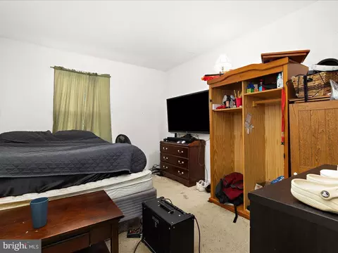 Bedroom - 7849 Greengate Way, Pasadena, MD 21122 photo 7 of 8