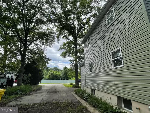 Other - 8489 Bussenius Rd, Pasadena, MD 21122 photo 15 of 18