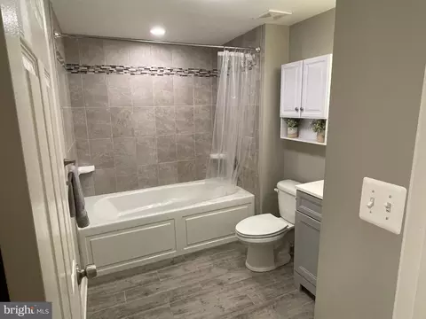 Bath - 8489 Bussenius Rd, Pasadena, MD 21122 photo 1 of 2