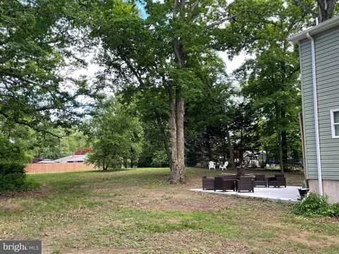 Exterior - 8489 Bussenius Rd, Pasadena, MD 21122 photo 3 of 5