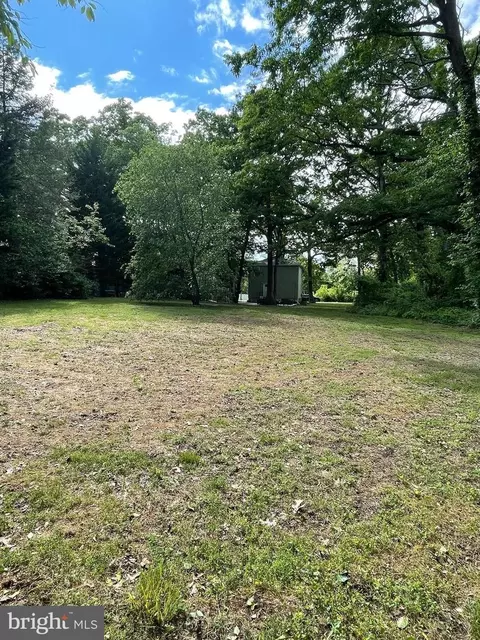 Exterior - 8489 Bussenius Rd, Pasadena, MD 21122 photo 5 of 5