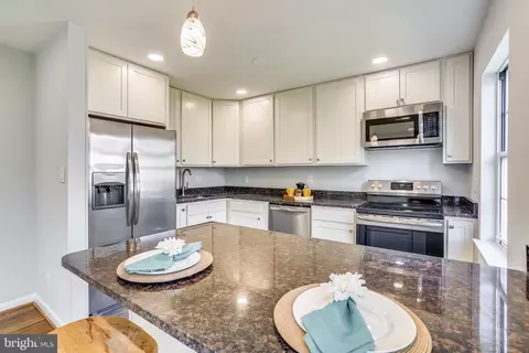 929 Mount Desert Harbour, Pasadena, MD 21122 photo 2