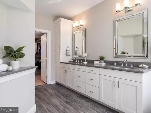 Bath - 6 Watkins Row, Edgewater, MD 21037 photo 2 of 8