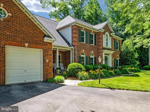 Exterior - 6 Watkins Row, Edgewater, MD 21037 photo 4 of 15