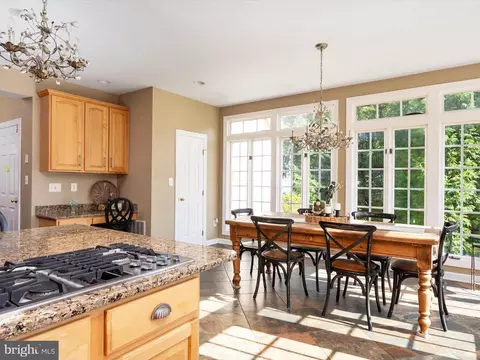 Dining - 6 Watkins Row, Edgewater, MD 21037 photo 3 of 3