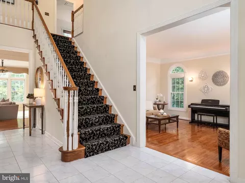 Entry Way - 6 Watkins Row, Edgewater, MD 21037 photo 1 of 6