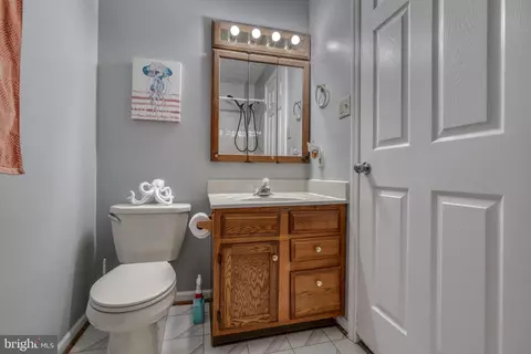 859 Deering Rd #9F, Pasadena, MD 21122 photo 23