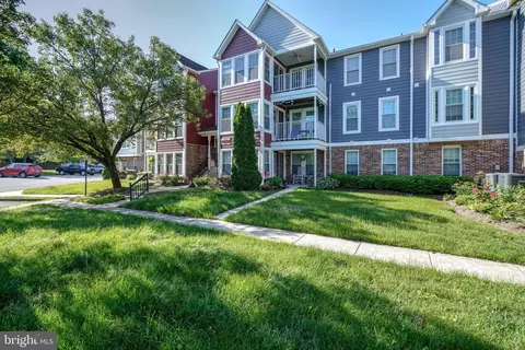 859 Deering Rd #9F, Pasadena, MD 21122 photo 3