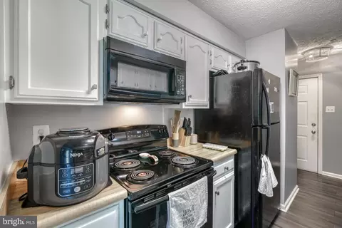859 Deering Rd #9F, Pasadena, MD 21122 photo 14