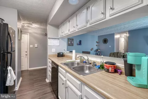 859 Deering Rd #9F, Pasadena, MD 21122 photo 15