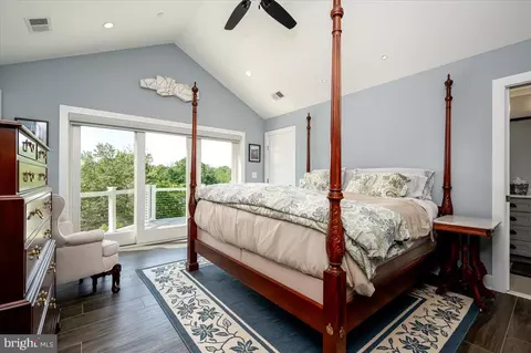 583 Riverside Dr, Pasadena, MD 21122 photo 5