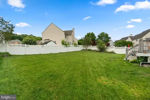 Exterior - 7832 Coldbrooke Dr, Severn, MD 21144 photo 8 of 11
