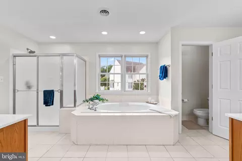 Bath - 7832 Coldbrooke Dr, Severn, MD 21144 photo 2 of 6