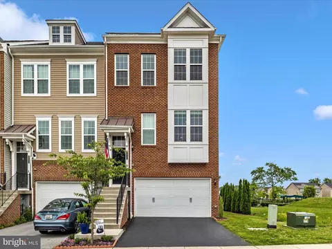 2032 Twisted Oak Pl, Hanover, MD 21076 photo 1