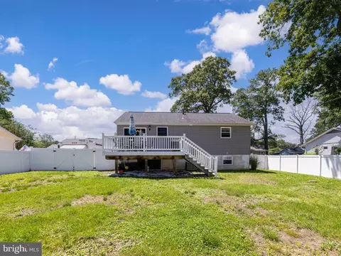 Exterior - 756 218th St, Pasadena, MD 21122 photo 3 of 4