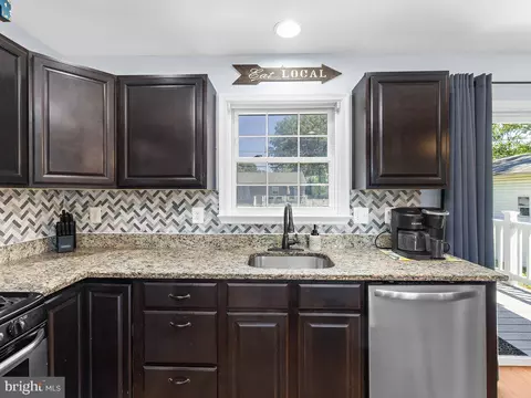 Kitchen - 756 218th St, Pasadena, MD 21122 photo 1 of 3