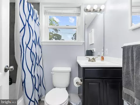 Bath - 756 218th St, Pasadena, MD 21122 photo 2 of 2