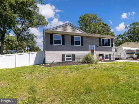 Exterior - 756 218th St, Pasadena, MD 21122 photo 4 of 4
