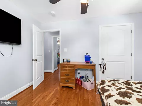 Other - 756 218th St, Pasadena, MD 21122 photo 3 of 7