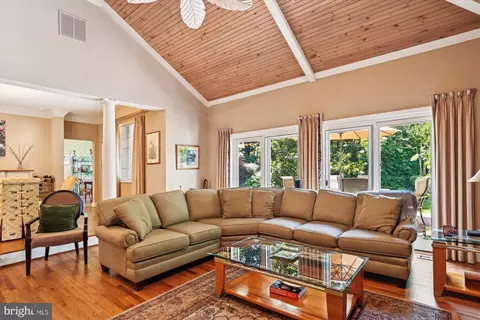 214 Spring Race Ct, Annapolis, MD 21401 photo 16