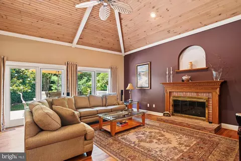 214 Spring Race Ct, Annapolis, MD 21401 photo 13