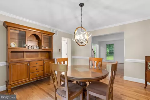 1813 Crosspointe Dr, Annapolis, MD 21401 photo 9