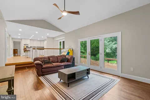 1813 Crosspointe Dr, Annapolis, MD 21401 photo 19