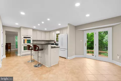 1813 Crosspointe Dr, Annapolis, MD 21401 photo 17